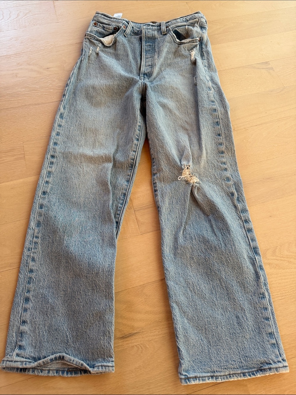 Levi’s - Picture 9 of 9